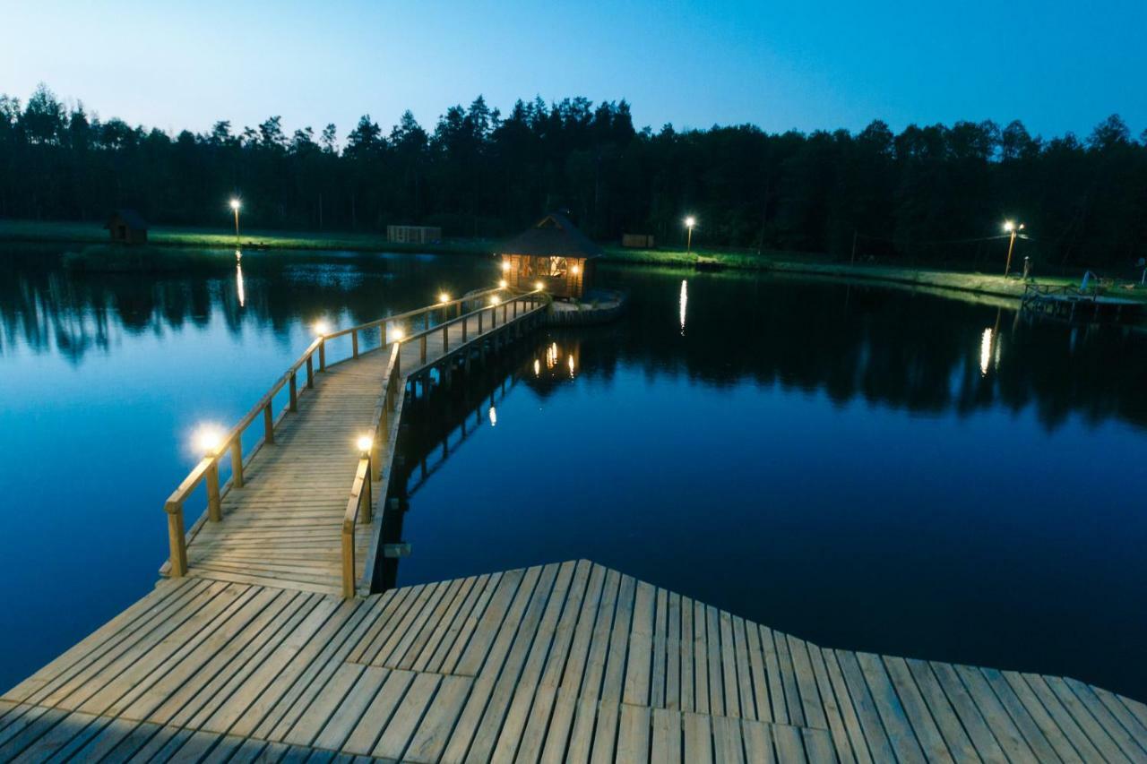 Guesthouse On The Lake With Bathhouse 70 Km From Kiev Makariv Zewnętrze zdjęcie